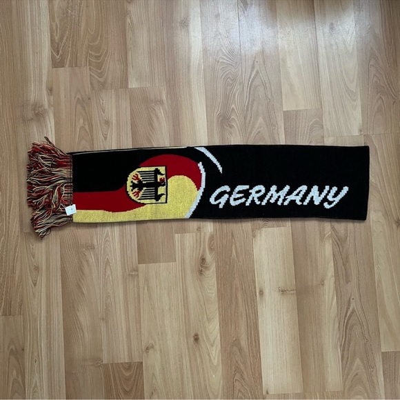 Germany Scarf - Picture 2 of 3